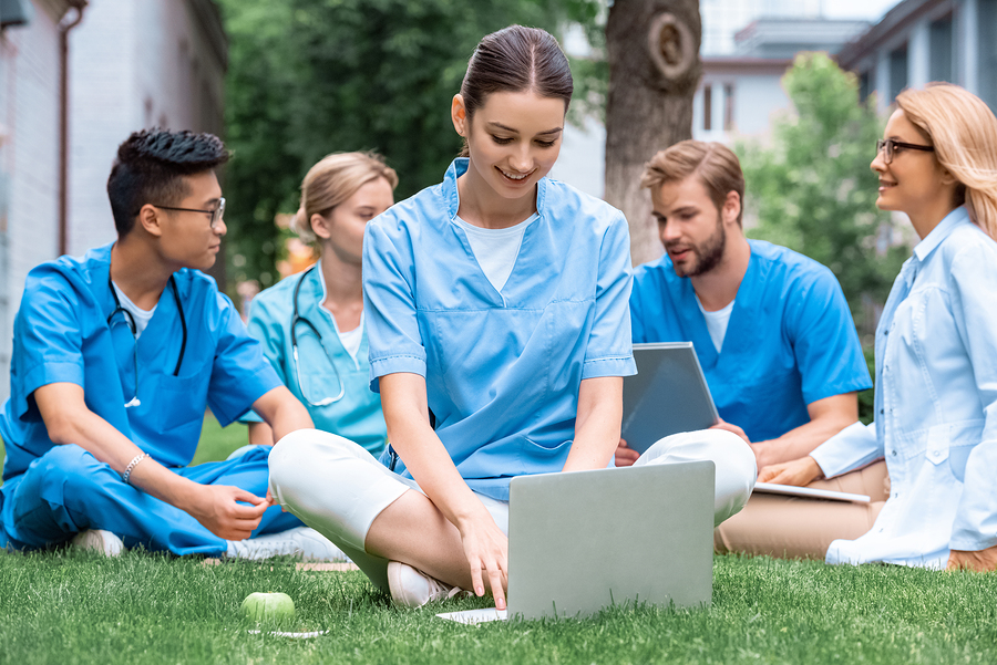 Featured Image For: Choosing a Vocational School Over Traditional College For Your LPN