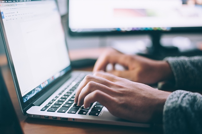 Featured Image For: How to Write Your First Nursing Career Cover Letter